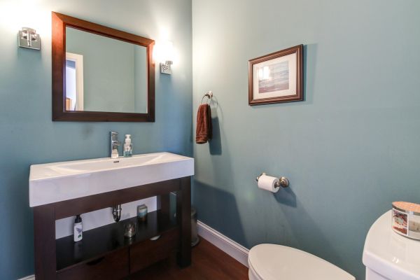 Cost of Powder Room Construction in Delaware